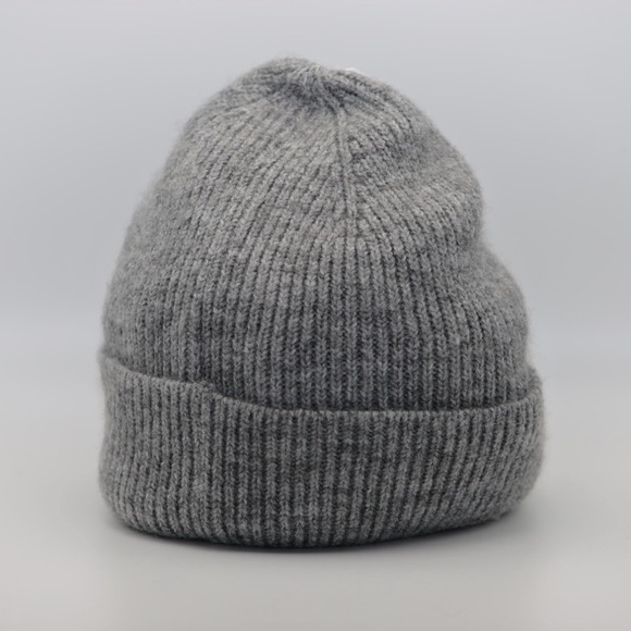 NWT American Eagle Outfitters Gray Ribbed Knit Beanie One Size Unisex - Picture 2 of 5